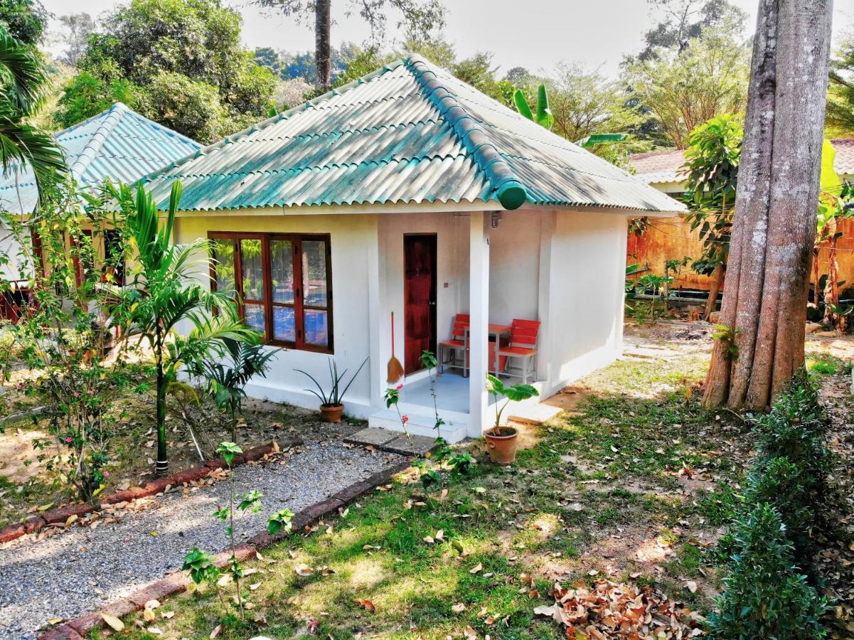 Tropical Paradise Leelawadee Resort 象岛 外观 照片